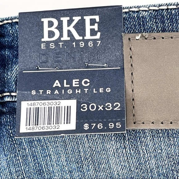 BKE Men's Alec Straight Leg Slim Low Rise Ripped Jeans - various sizes - Picture 7 of 7